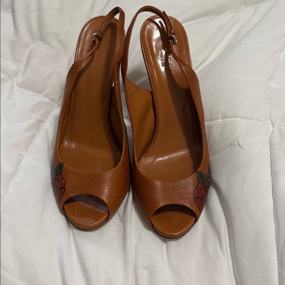 Gucci Rose Tattoo Leather Slingback Heels
